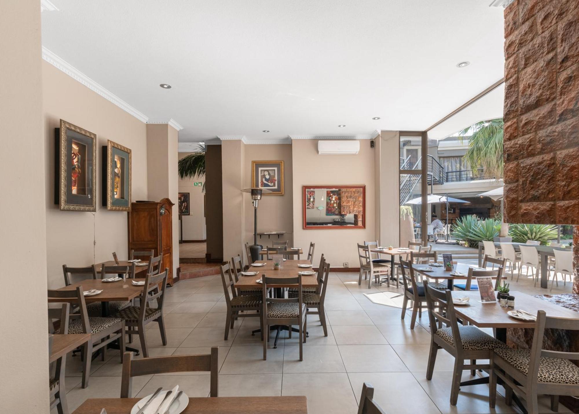 Villa Africa Boutique Hotel & Spa Pretoria-Noord エクステリア 写真