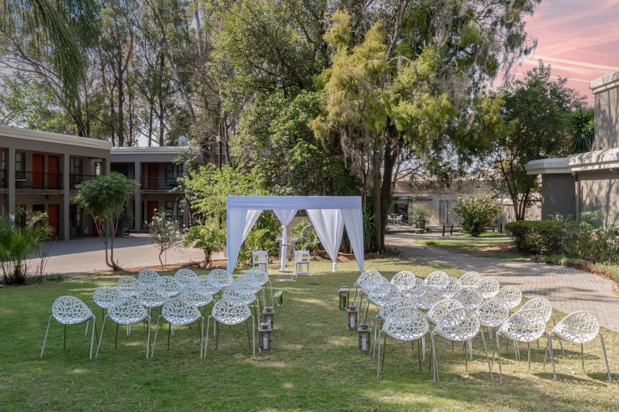 Villa Africa Boutique Hotel & Spa Pretoria-Noord エクステリア 写真